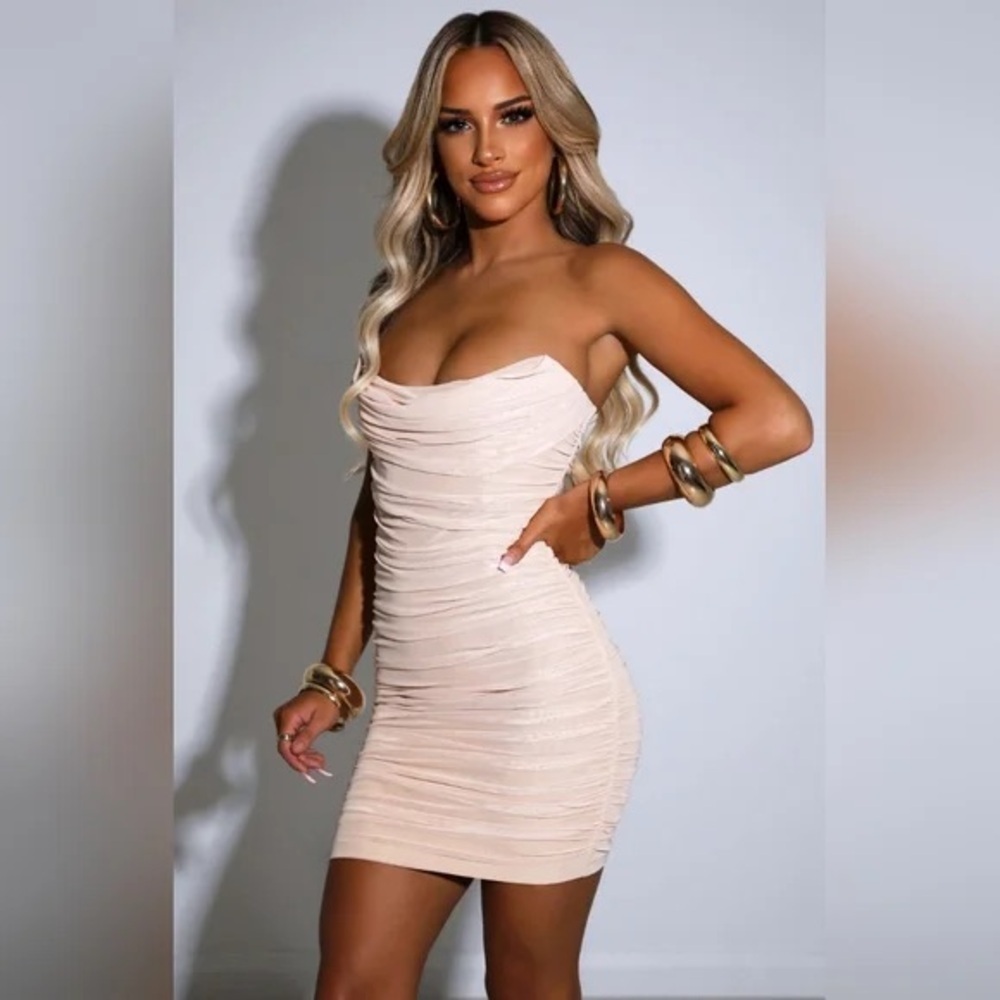 NWT Babyboo Julieta sand color mini dress| size XS